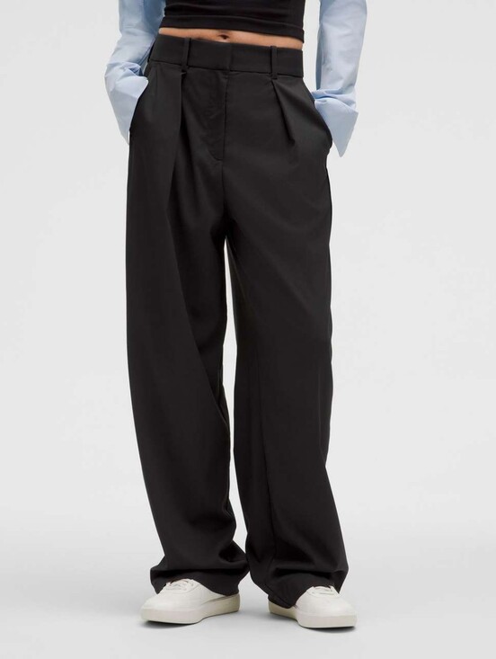 lululemon athletica Pants - Lululemon Pleat-Front High-Rise Trouser *Regular Size 8 Black Pockets Fly Front